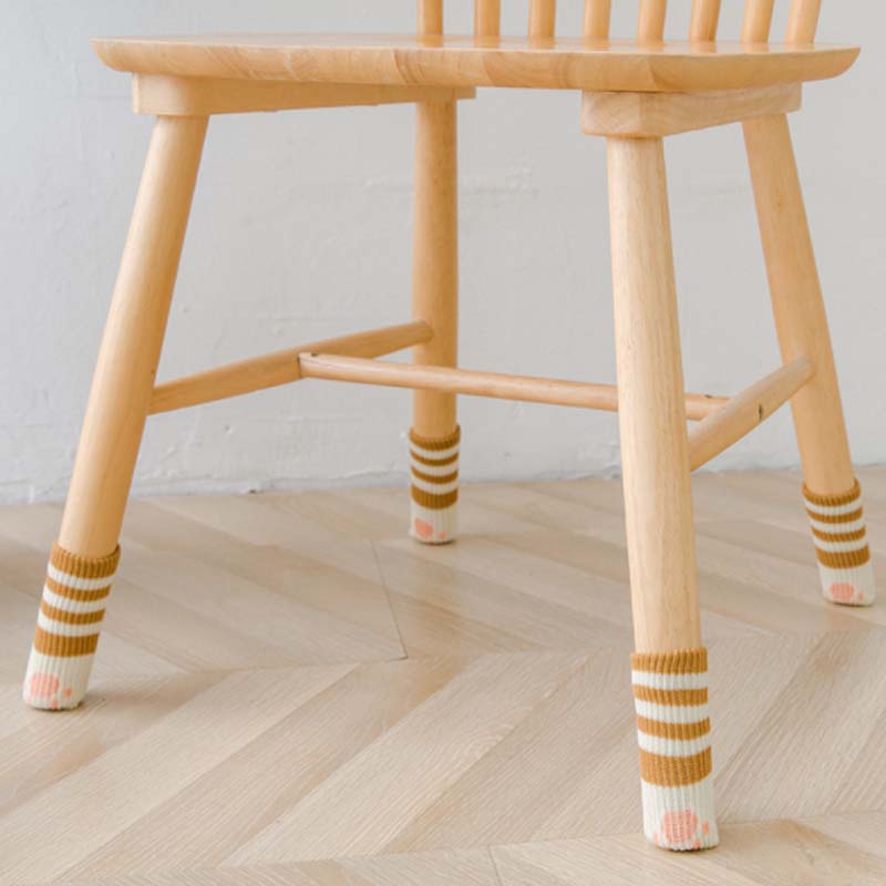 Niedliche Stuhlbeinschutzbezüge im Katzenkrallen-Design
