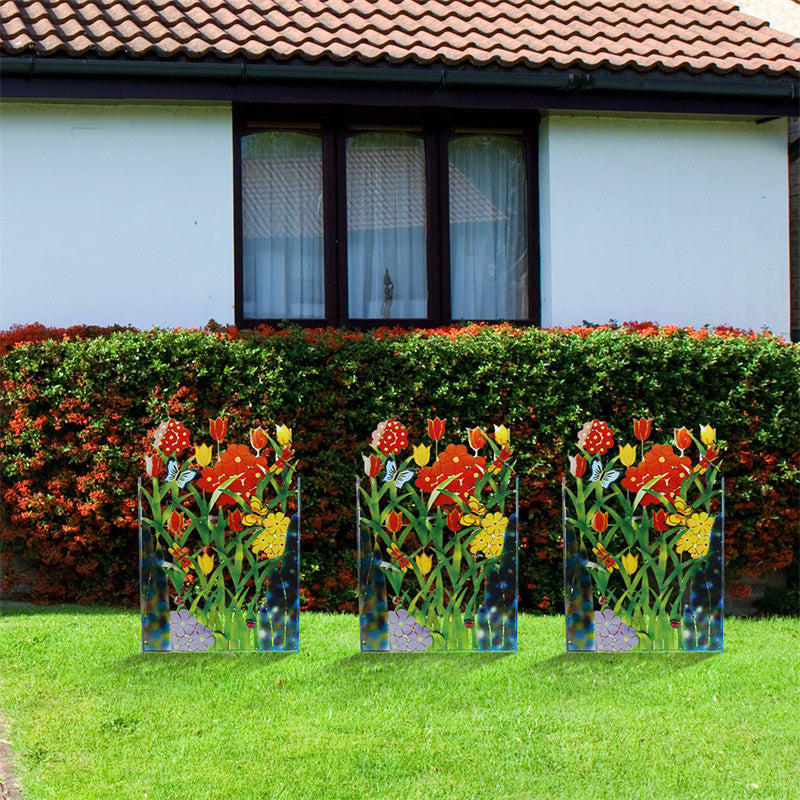 Kreative Blumen-Zaundekoration