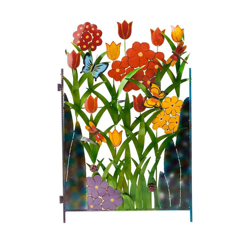 Kreative Blumen-Zaundekoration