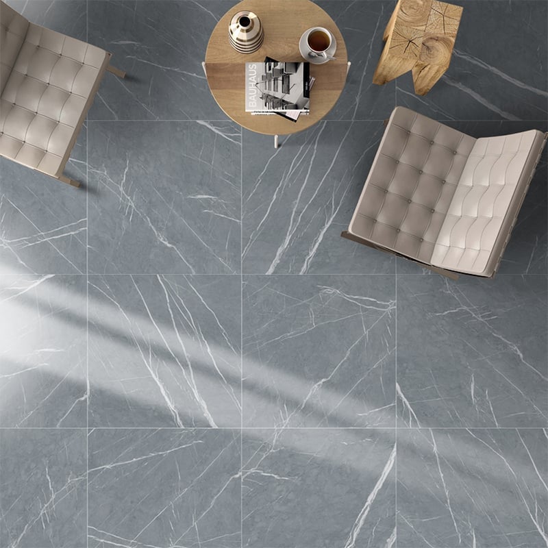 Marmor-Vinyl-Bodenfliesen zum Selbstkleben