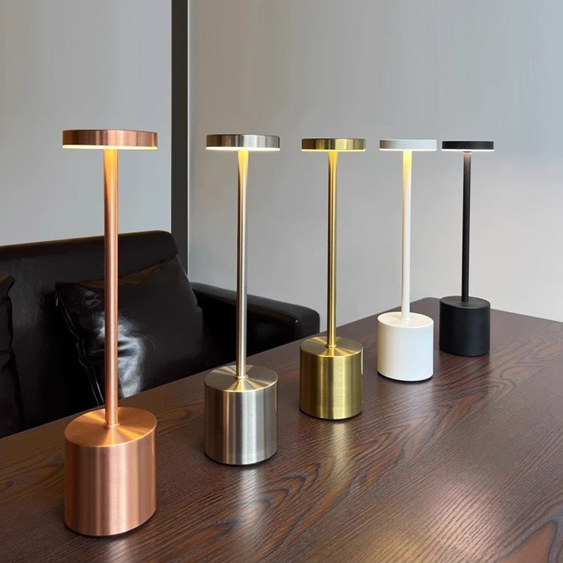 Tragbare wiederaufladbare LED-Tischlampe