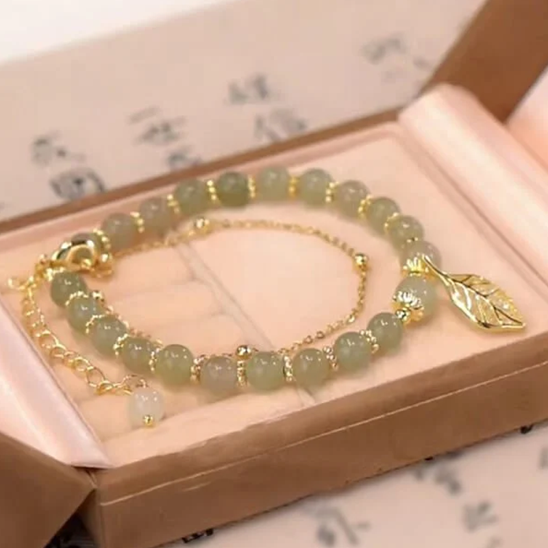 Doppelschichtiges Hetian-Jade-Armband mit Blattanhänger