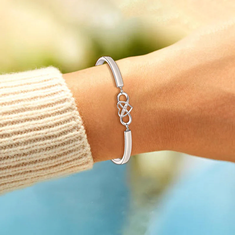 Modisches Damenarmband aus Edelstahl mit Schriftzug