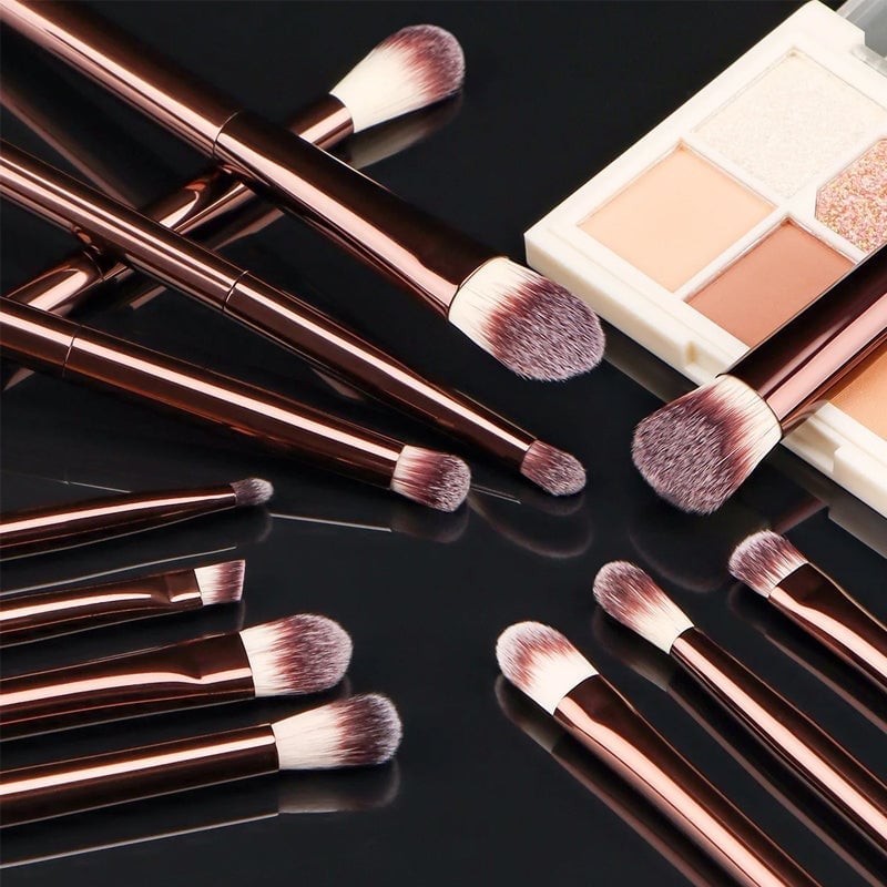 20-teiliges kaffeefarbenes Make-up-Pinselset