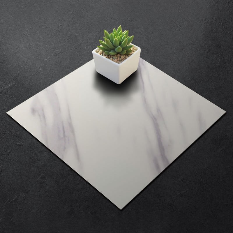 Marmor-Vinyl-Bodenfliesen zum Selbstkleben