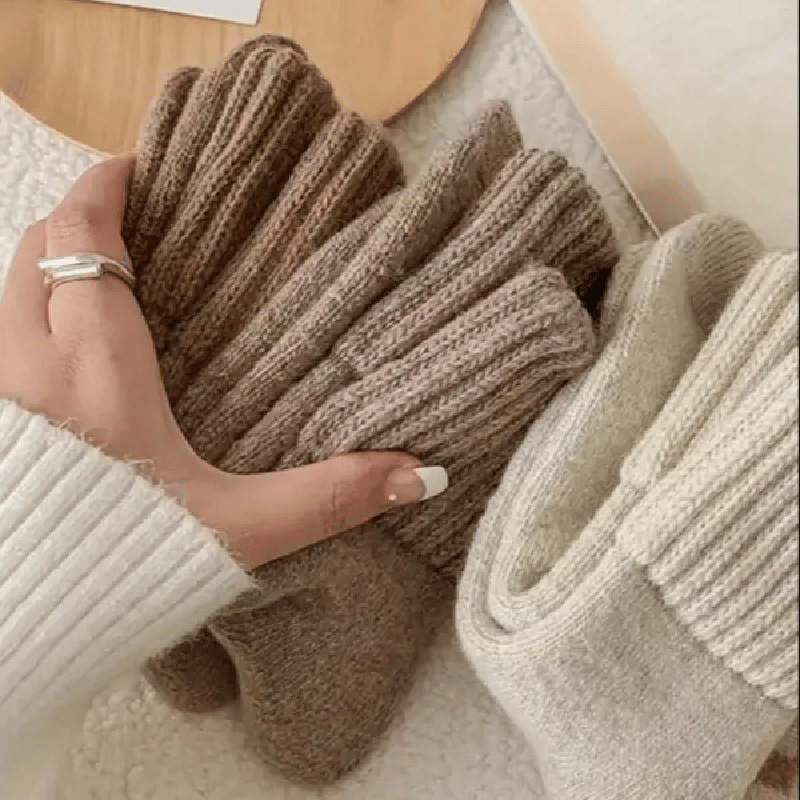 5 Pairs of Thick and Comfortable Socks