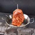 Edelstahl-Grillpfanne mit vertikaler Schraube